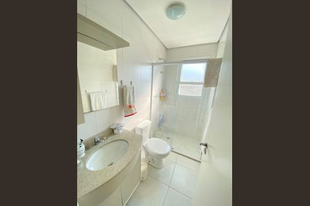 Apartamento à venda com 69m², 2 quartos e 1 vagaBanheiro / Suíte 