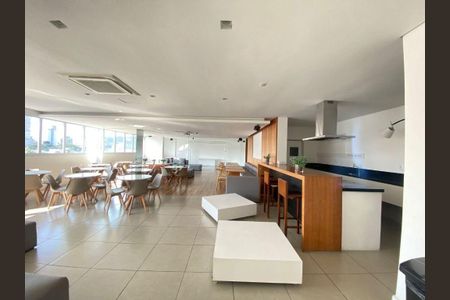 Apartamento à venda com 69m², 2 quartos e 1 vagasalão de festas adulto