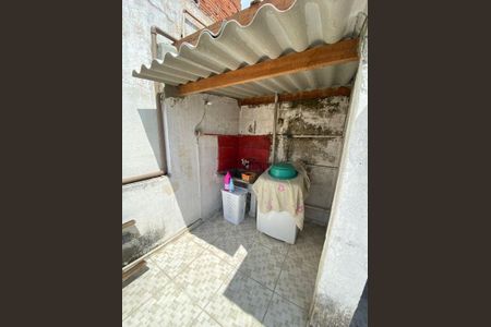 Casa à venda com 120m², 2 quartos e 1 vaga