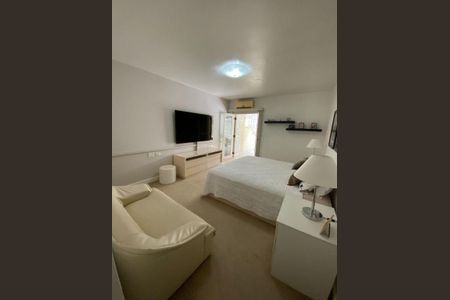 Casa à venda com 400m², 4 quartos e 6 vagas