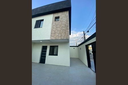 Casa à venda com 75m², 2 quartos e 2 vagas