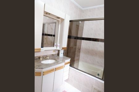 Casa à venda com 200m², 4 quartos e sem vaga