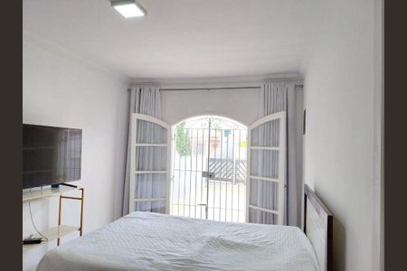 Casa à venda com 200m², 4 quartos e sem vaga
