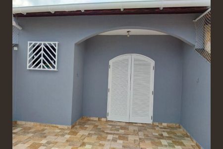 Casa à venda com 200m², 4 quartos e sem vaga