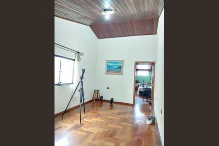 Casa à venda com 4 quartos, 200m² em Jardim Las Vegas, São Bernardo do Campo