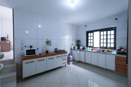 Casa para alugar com 120m², 2 quartos e 1 vagaCozinha