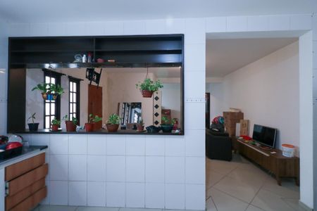 Casa para alugar com 120m², 2 quartos e 1 vagaCozinha