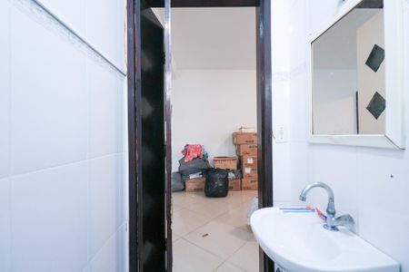 Casa para alugar com 120m², 2 quartos e 1 vagaLavabo