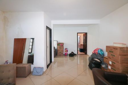 Casa para alugar com 120m², 2 quartos e 1 vagaSala