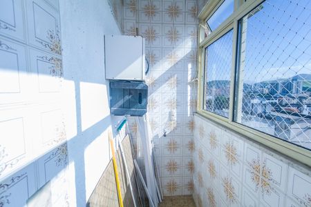 Apartamento para alugar com 74m², 2 quartos e 1 vaga Apartamento para alugar com 74m², 2 quartos e 1 vagaCozinha e Área de Serviço