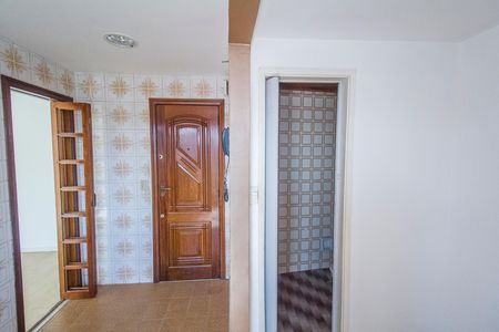 Apartamento para alugar com 74m², 2 quartos e 1 vaga Apartamento para alugar com 74m², 2 quartos e 1 vagaCozinha e Área de Serviço