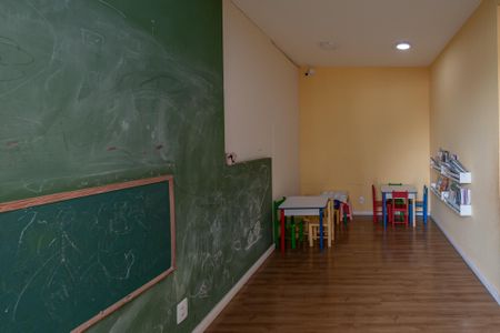 Apartamento para alugar com 45m², 2 quartos e sem vagaÁrea comum - Brinquedoteca 