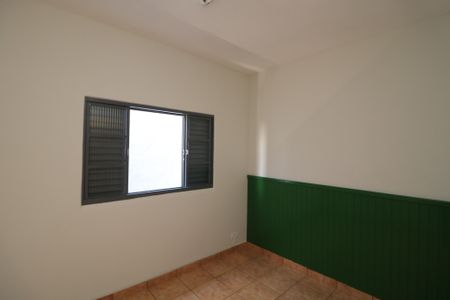 Casa para alugar com 140m², 3 quartos e 2 vagasQuarto 2
