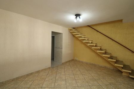 Sala de casa para alugar com 3 quartos, 140m² em Vila Ema, São Paulo