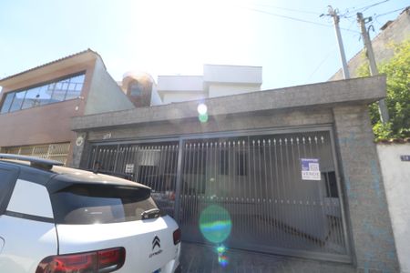 Casa para alugar com 140m², 3 quartos e 2 vagasFachada