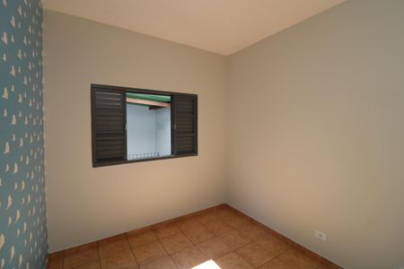 Casa para alugar com 140m², 3 quartos e 2 vagasQuarto