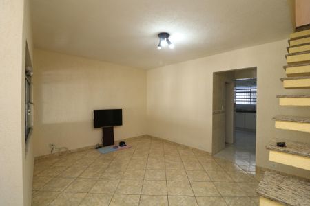 Sala de casa para alugar com 3 quartos, 140m² em Vila Ema, São Paulo