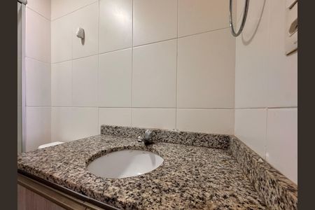 Apartamento à venda com 73m², 2 quartos e 1 vaga Apartamento à venda com 73m², 2 quartos e 1 vagaSuíte - Banheiro