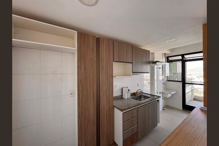 Apartamento à venda com 73m², 2 quartos e 1 vaga Apartamento à venda com 73m², 2 quartos e 1 vagaCozinha e Área de Serviço