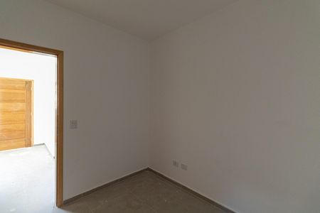 Quarto de apartamento à venda com 1 quarto, 27m² em Guaianases, São Paulo