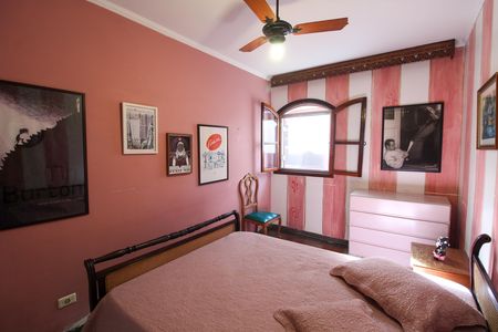 Casa à venda com 160m², 4 quartos e 2 vagas Casa à venda com 160m², 4 quartos e 2 vagasQuarto 2