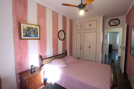 Casa à venda com 160m², 4 quartos e 2 vagas Casa à venda com 160m², 4 quartos e 2 vagasQuarto 2