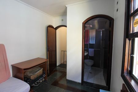 Casa à venda com 160m², 4 quartos e 2 vagas Casa à venda com 160m², 4 quartos e 2 vagasQuarto de Serviço
