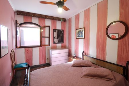 Casa à venda com 160m², 4 quartos e 2 vagas Casa à venda com 160m², 4 quartos e 2 vagasQuarto 2