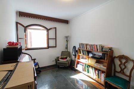Casa à venda com 160m², 4 quartos e 2 vagas Casa à venda com 160m², 4 quartos e 2 vagasQuarto 3