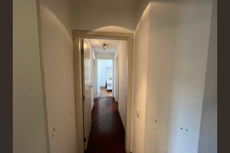 Apartamento à venda com 139m², 4 quartos e 2 vagas Apartamento à venda com 139m², 4 quartos e 2 vagasCorredor