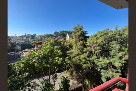 Apartamento à venda com 139m², 4 quartos e 2 vagas Apartamento à venda com 139m², 4 quartos e 2 vagasVista