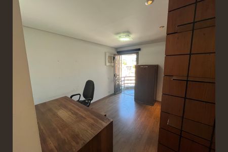 Apartamento à venda com 139m², 4 quartos e 2 vagas Apartamento à venda com 139m², 4 quartos e 2 vagasQuarto escritorio