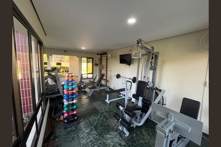 Apartamento à venda com 139m², 4 quartos e 2 vagas Apartamento à venda com 139m², 4 quartos e 2 vagasÁrea comum - Academia