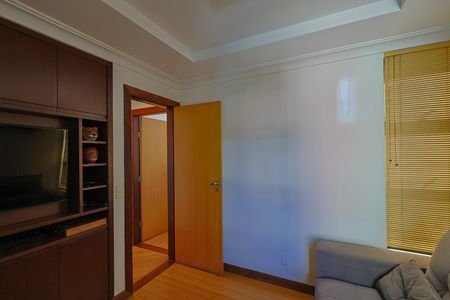 Apartamento à venda com 160m², 4 quartos e 2 vagas