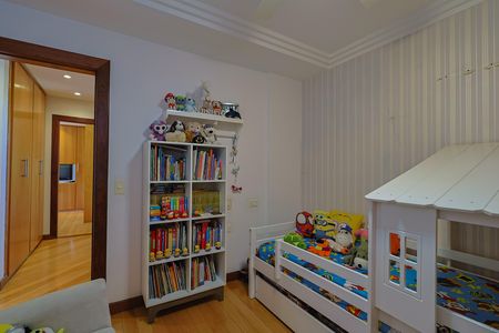 Apartamento à venda com 160m², 4 quartos e 2 vagas