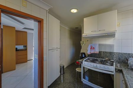 Apartamento à venda com 160m², 4 quartos e 2 vagas