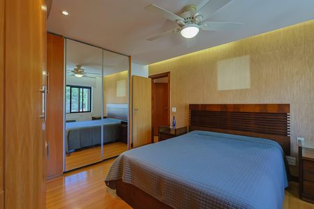 Apartamento à venda com 160m², 4 quartos e 2 vagas