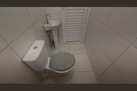 Banheiro de apartamento para alugar com 1 quarto, 35m² em Cidade Antônio Estêvão de Carvalho, São Paulo