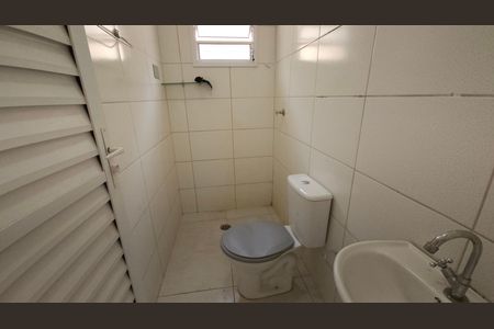 Banheiro de apartamento para alugar com 1 quarto, 35m² em Cidade Antônio Estêvão de Carvalho, São Paulo