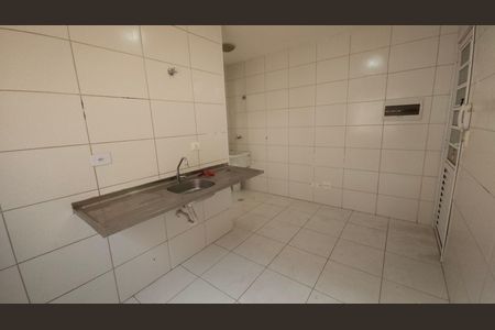 Cozinha e Área de Serviço de apartamento para alugar com 1 quarto, 35m² em Cidade Antônio Estêvão de Carvalho, São Paulo