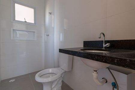 Apartamento à venda com 36m², 2 quartos e sem vaga Apartamento à venda com 36m², 2 quartos e sem vagaBanheiro