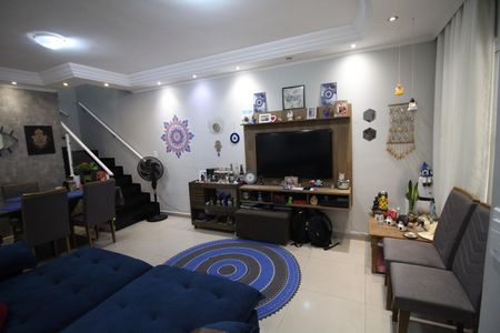 Casa à venda com 3 quartos, 120m² em São Lucas, São Paulo