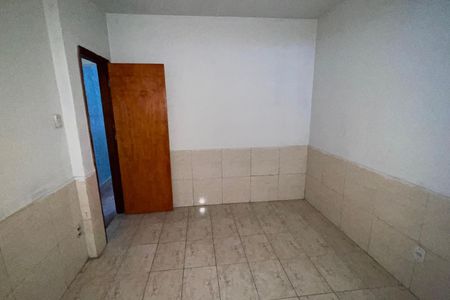 Casa para alugar com 70m², 2 quartos e 1 vaga Casa para alugar com 70m², 2 quartos e 1 vagaQuarto