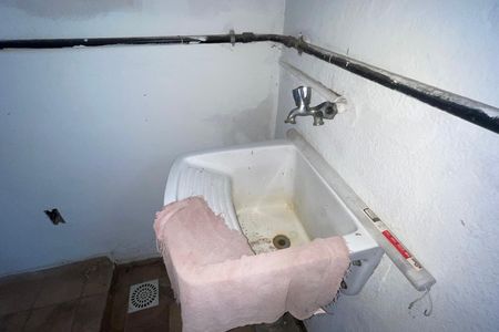 Casa para alugar com 70m², 2 quartos e 1 vaga Casa para alugar com 70m², 2 quartos e 1 vagaÁrea de Serviço