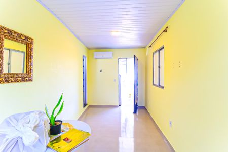 Casa para alugar com 80m², 2 quartos e 1 vaga Casa para alugar com 80m², 2 quartos e 1 vagaQuarto