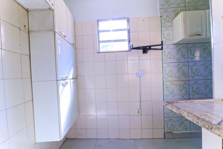 Casa para alugar com 80m², 2 quartos e 1 vaga Casa para alugar com 80m², 2 quartos e 1 vagaCozinha