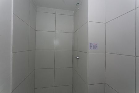 Banheiro de kitnet/studio para alugar com 1 quarto, 39m² em Tatuapé, São Paulo