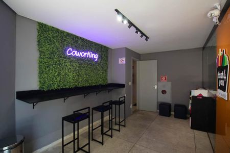 Apartamento à venda com 65m², 2 quartos e 1 vagaÁrea comum