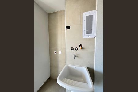 Apartamento à venda com 84m², 2 quartos e 2 vagas Apartamento à venda com 84m², 2 quartos e 2 vagasÁrea de Serviço