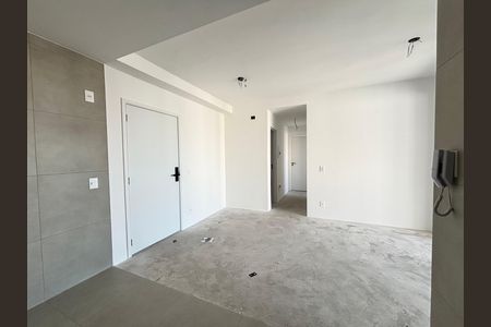 Apartamento à venda com 84m², 2 quartos e 2 vagas Apartamento à venda com 84m², 2 quartos e 2 vagasSala/Cozinha